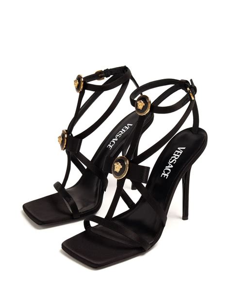 versace met teken dames schoenen|Gianni Versace.